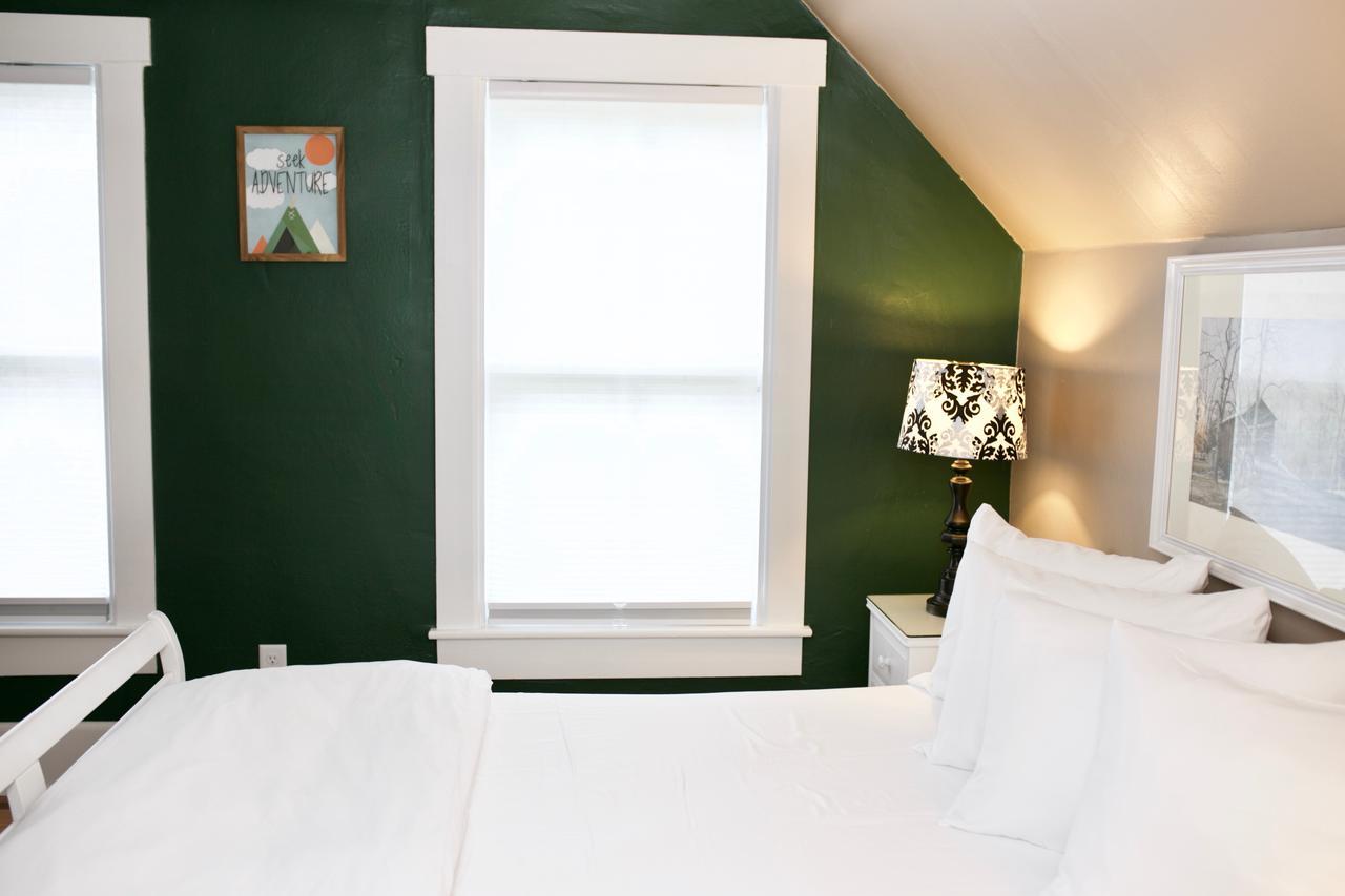 Inn at Kampfires Dummerston Center Bagian luar foto